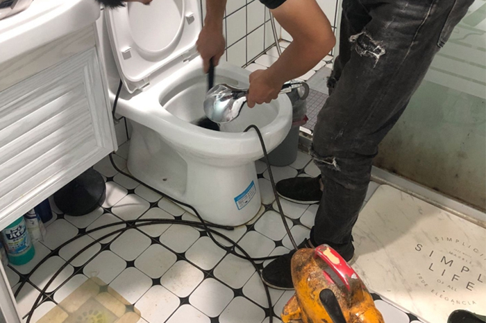 南涧疏通下水道